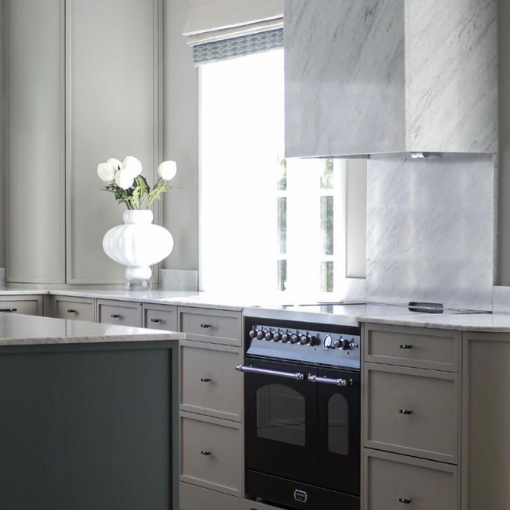 oslo svartknudret t-bar