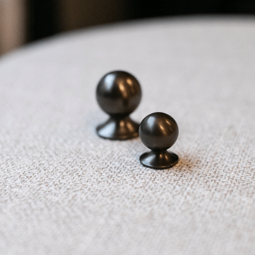 rrundt knott antikk messing