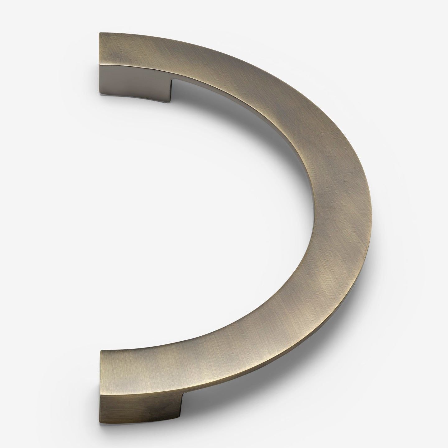 Crescent håndtak - Antique Brass