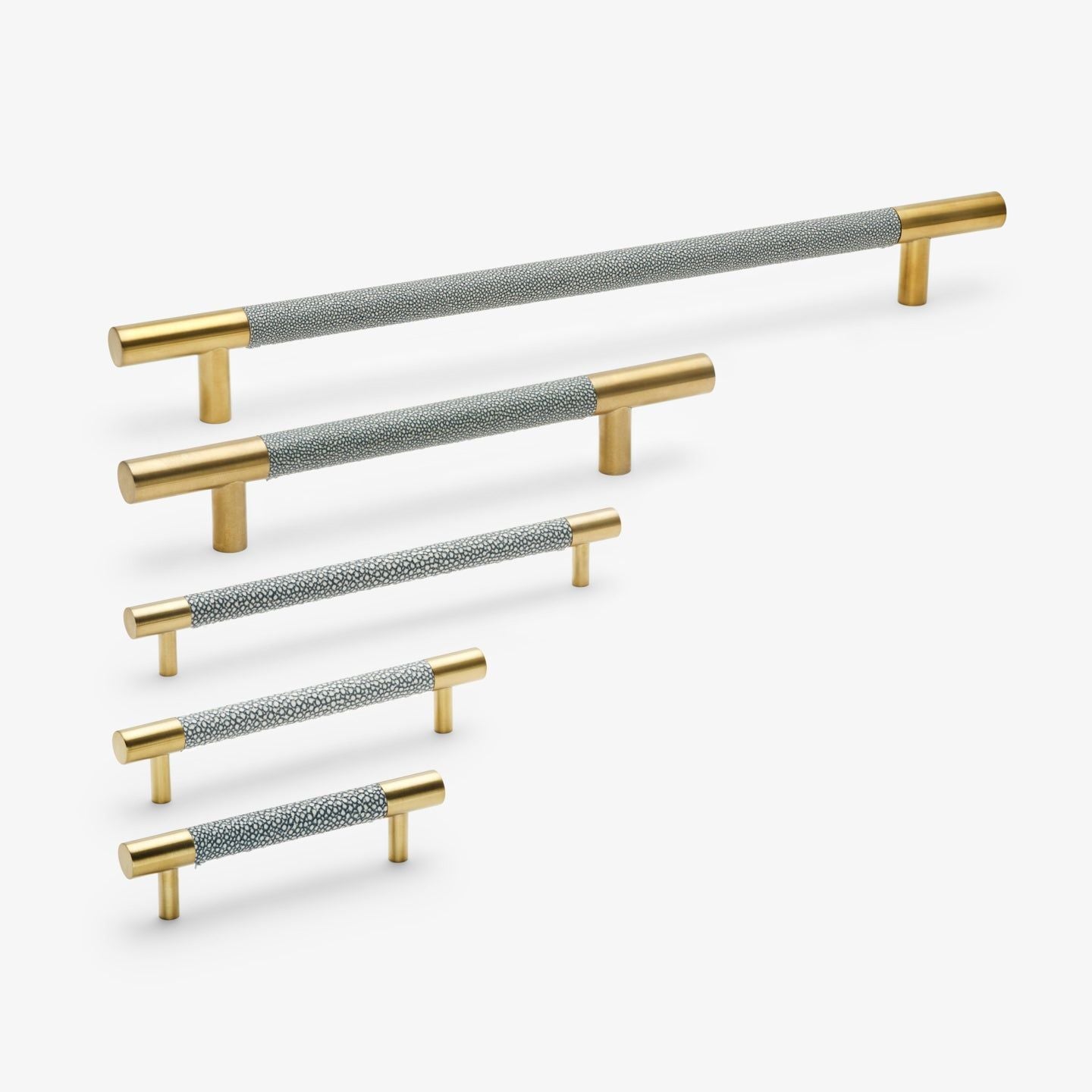 Chelsea håndtak - Børstet messing med blå