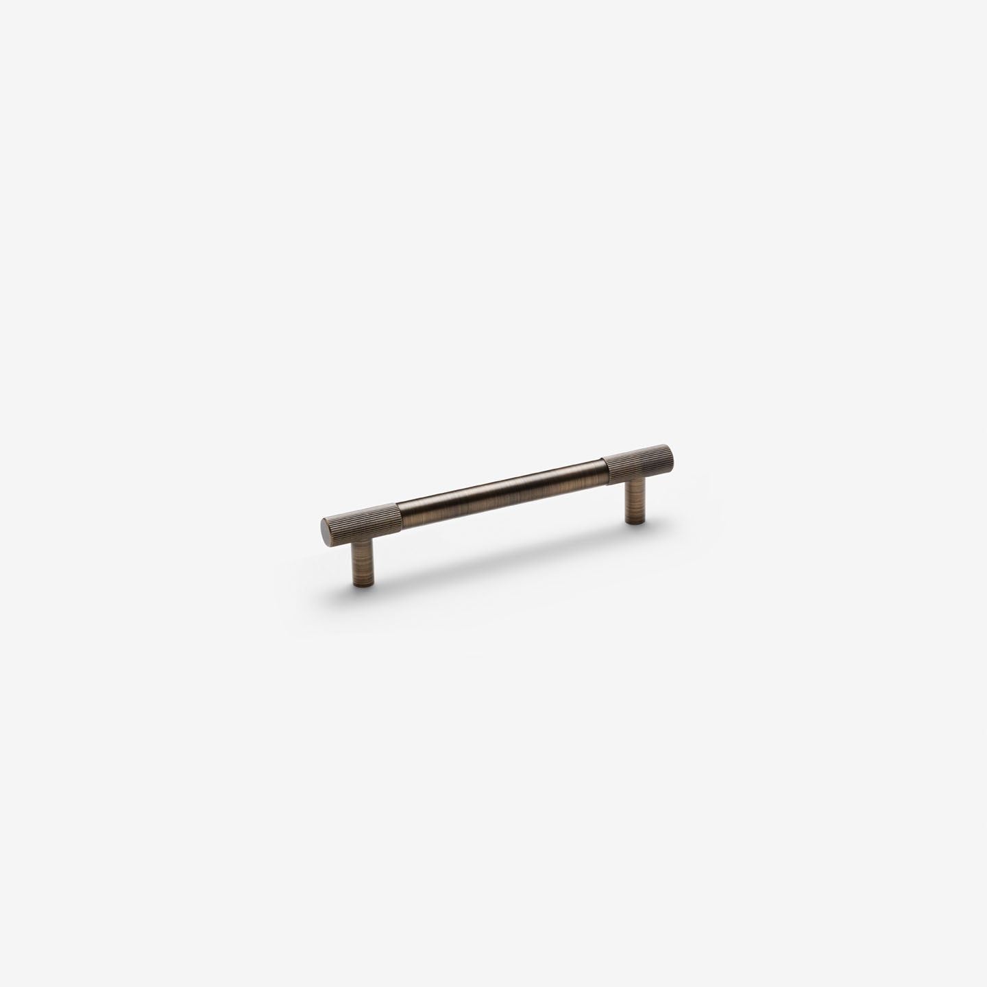 Manhattan handle - Antique Brass
