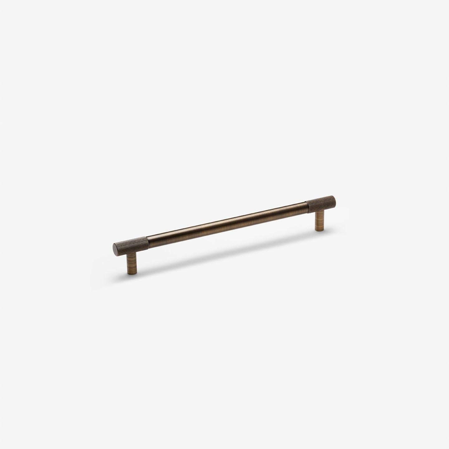Manhattan handle - Antique Brass