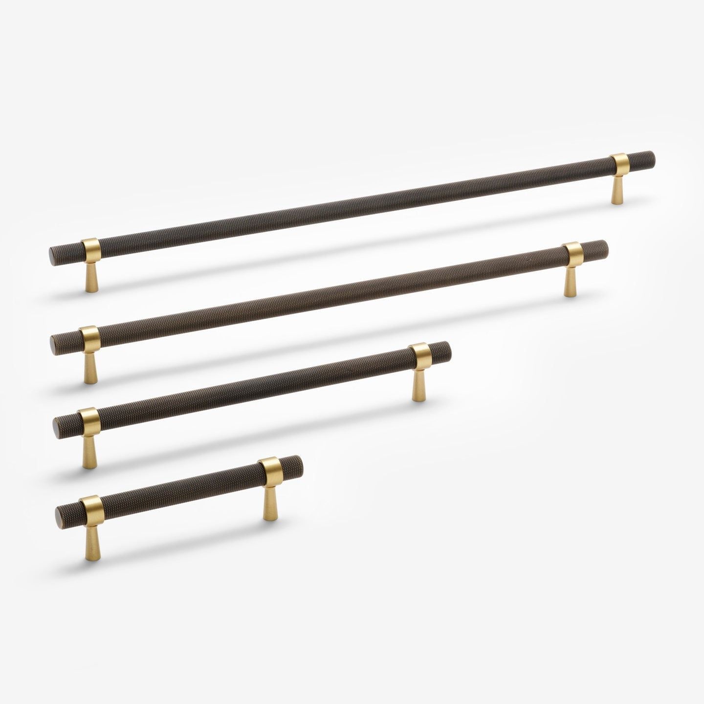 Oslo håndtak - Antique Brass med børstet messing
