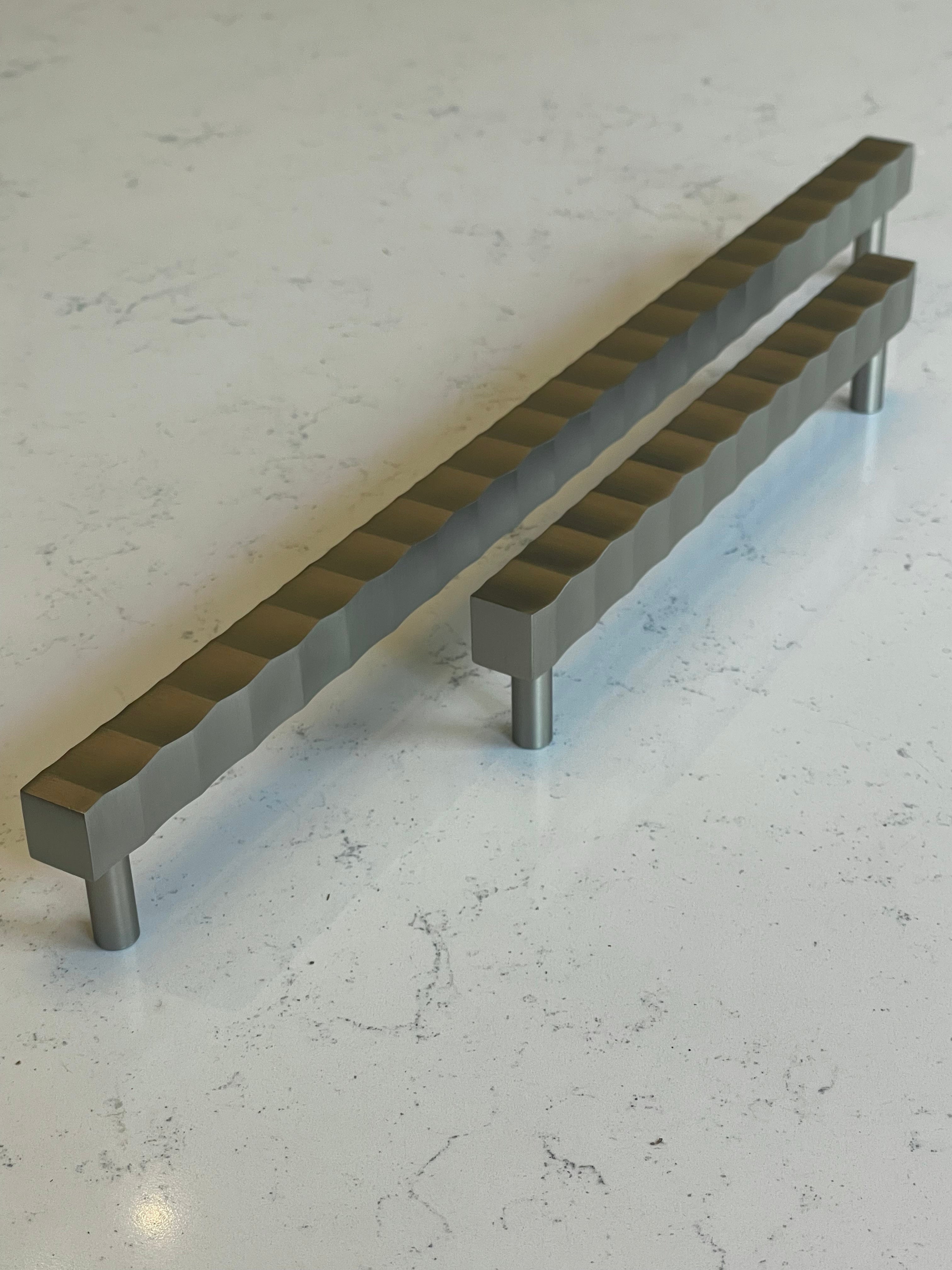 Tinka håndtak - Børstet Stål