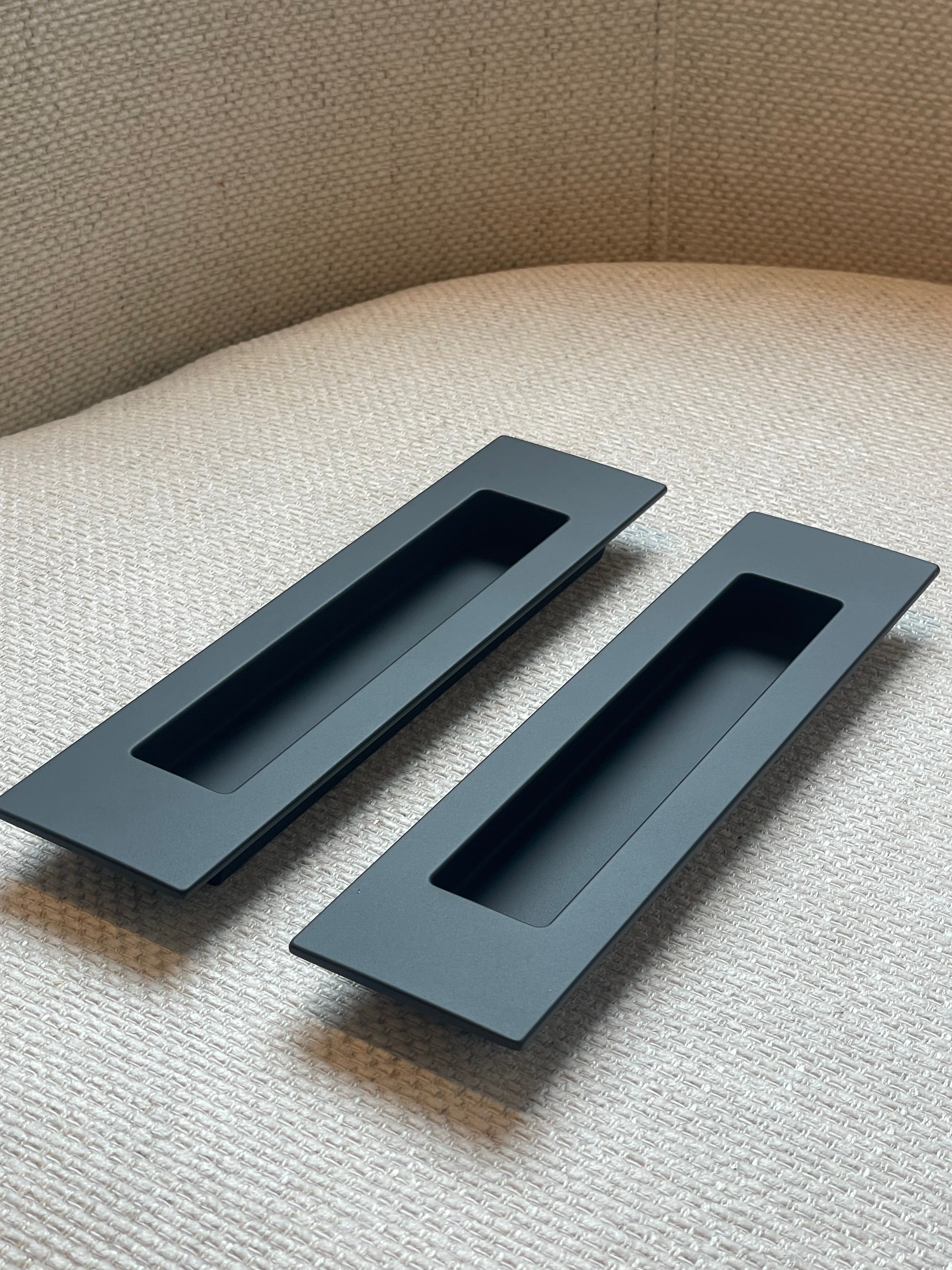 Copenhagen sliding door handle - Black