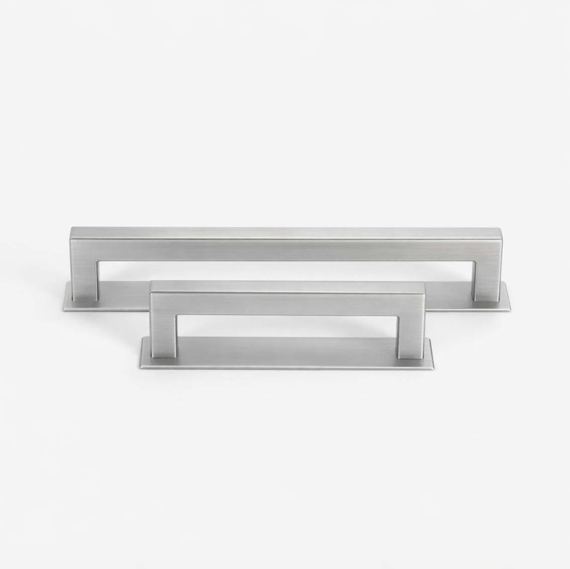 Manhattan handle - Antique Brass