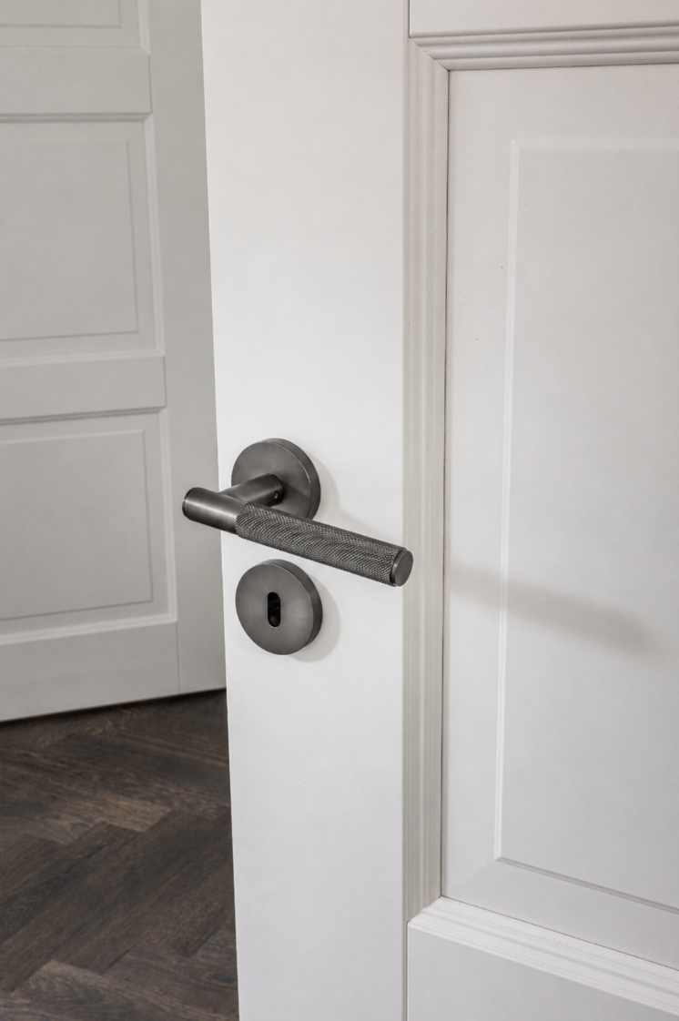 Copenhagen door handle - Gun metal