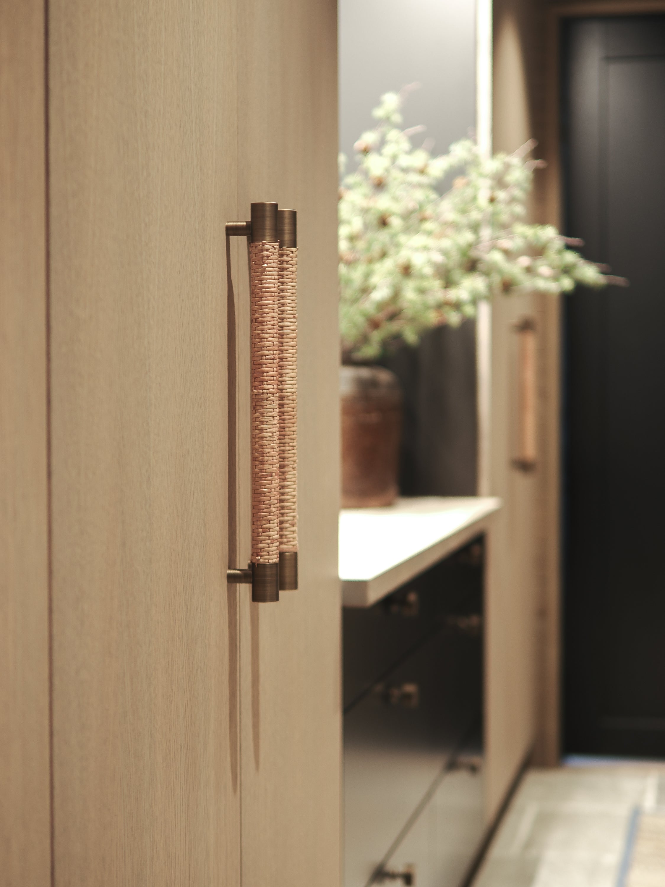 Caiax håndtak - Antique Brass og Rattan