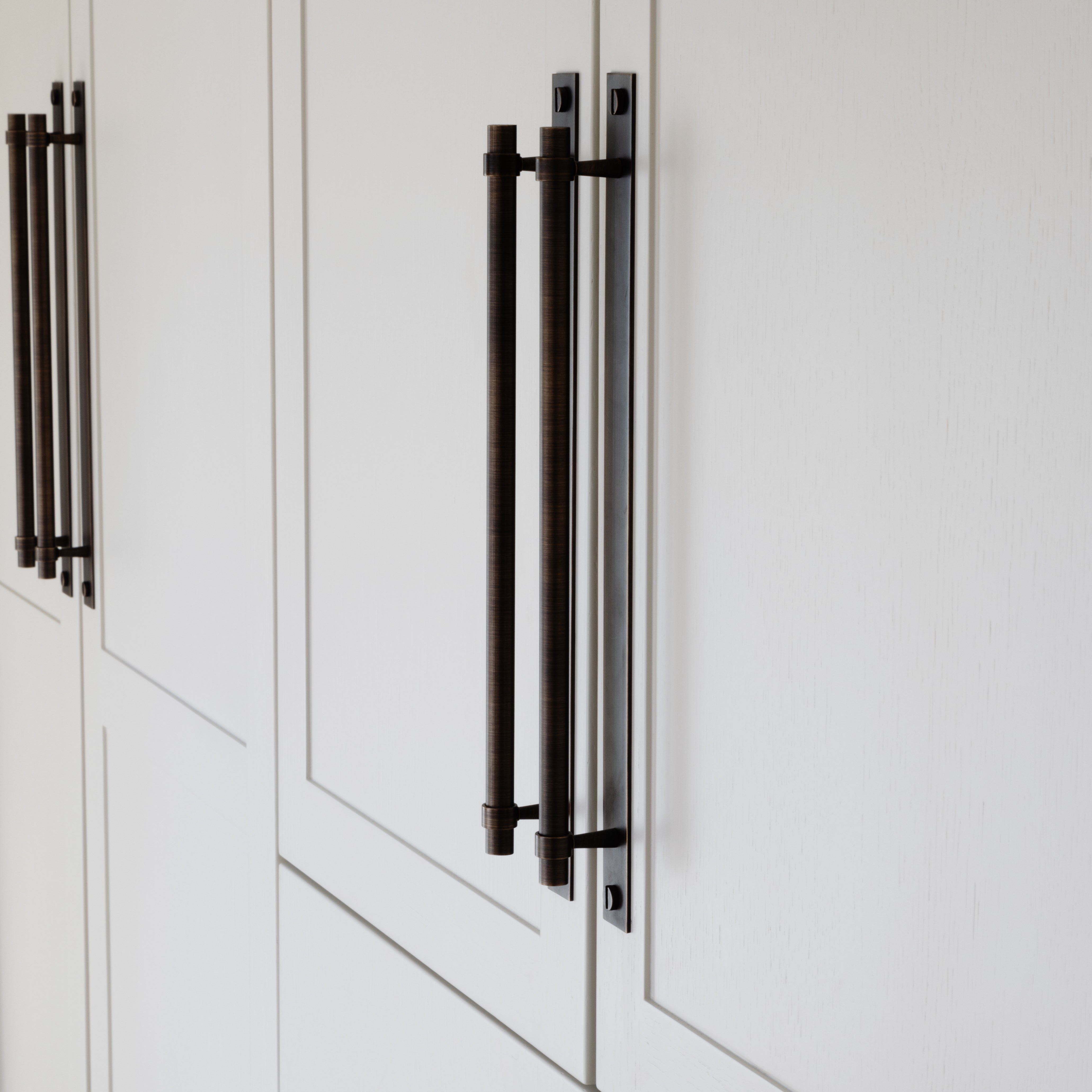 Krista håndtak - Mørk bronse