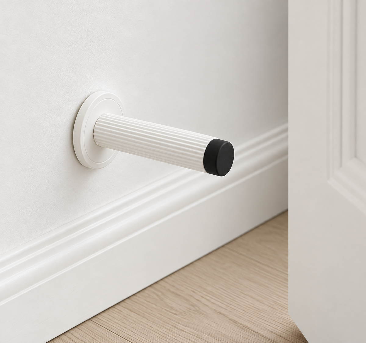 Manhattan doorstop - White
