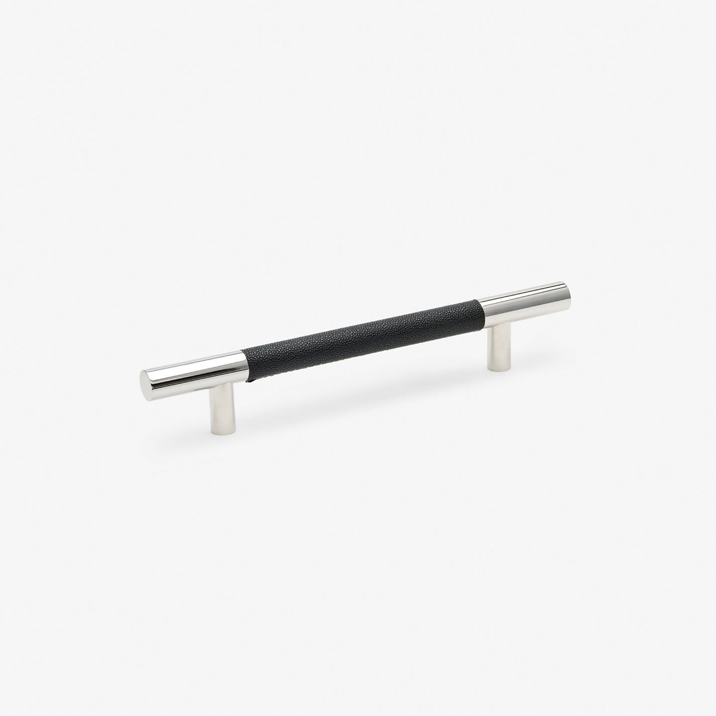 Chelsea handle - Chrome with black pearl