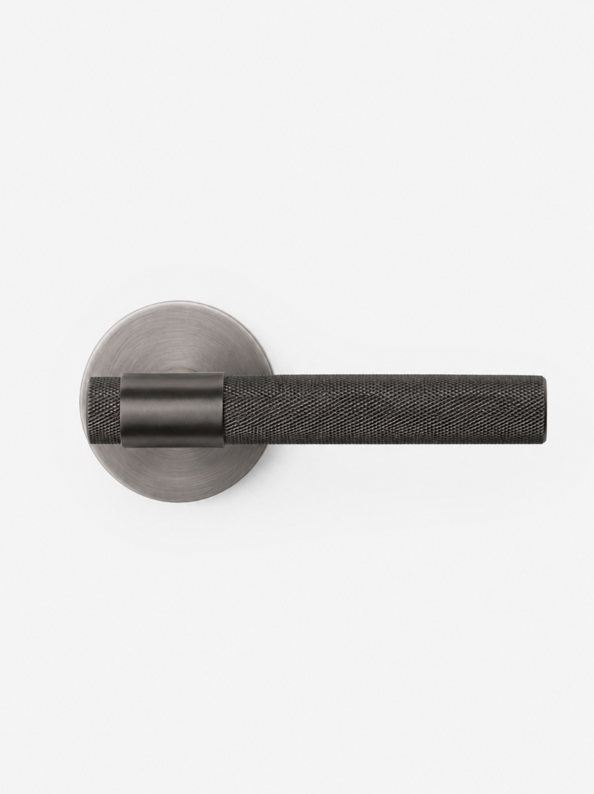 Kaja dørhåndtak i Gun Metal