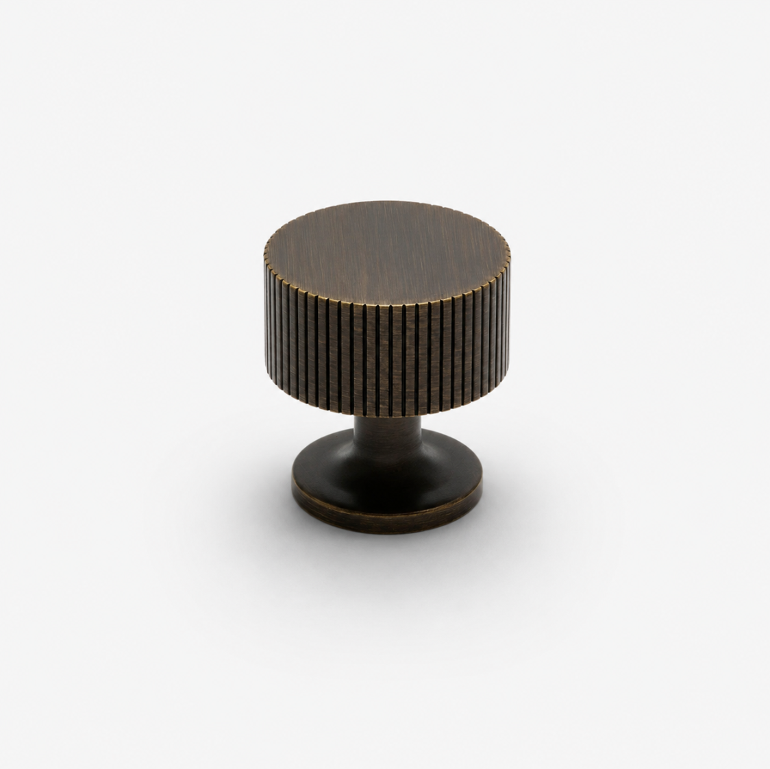 Manhattan Knob - Antique Brass