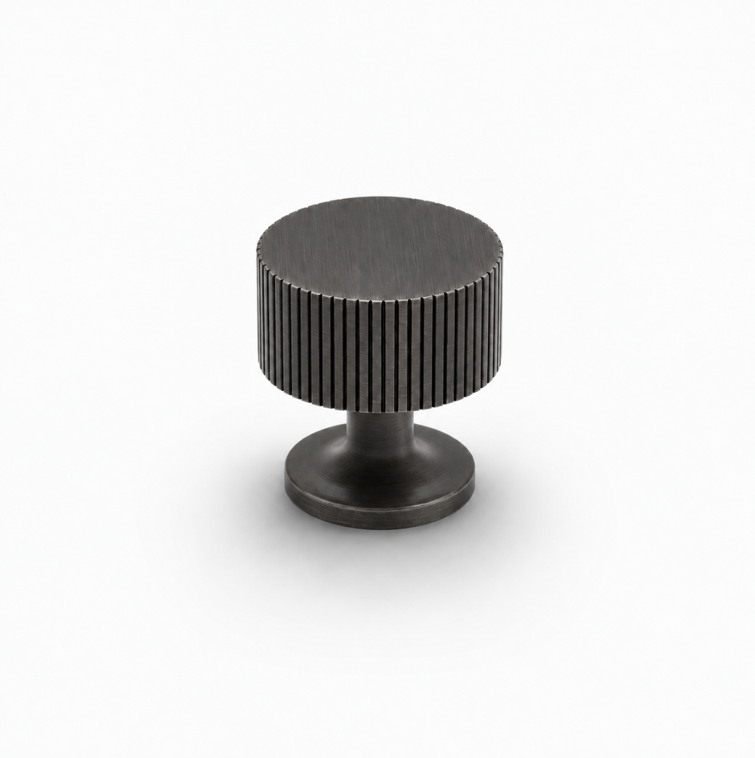 Manhattan knott i Gun Metal