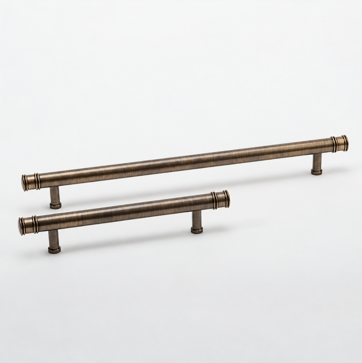 Klassisk håndtak i Antique Brass