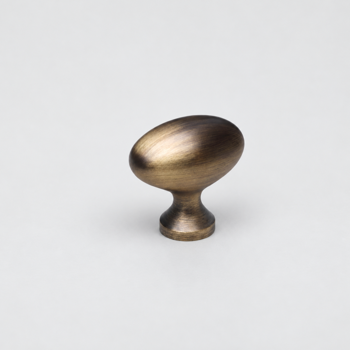 Classic Oval Knob Antique Brass